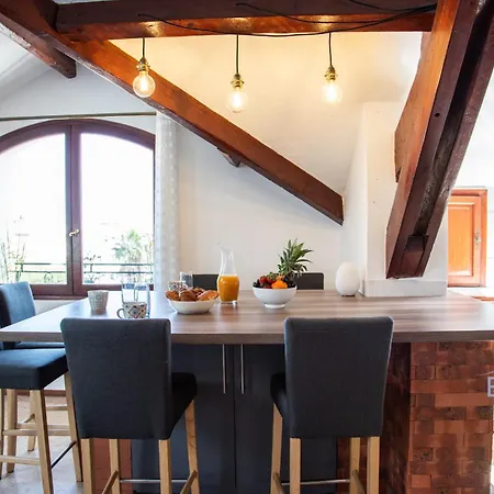 Charm And Authenticity Your Getaway In Cagnes-sur-mer! Διαμέρισμα *