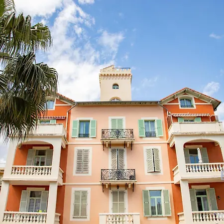 Charm And Authenticity Your Getaway In Cagnes-sur-mer! *