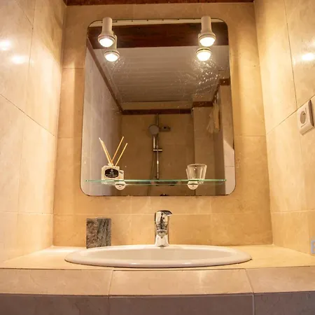 Charm And Authenticity Your Getaway In Cagnes-sur-mer! *