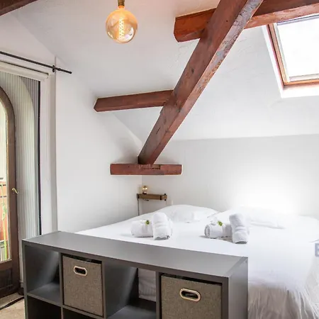 Charm And Authenticity Your Getaway In Cagnes-sur-mer! Appartamento