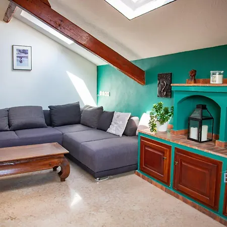 Charm And Authenticity Your Getaway In Cagnes-sur-mer! * Καν-συρ-Μερ