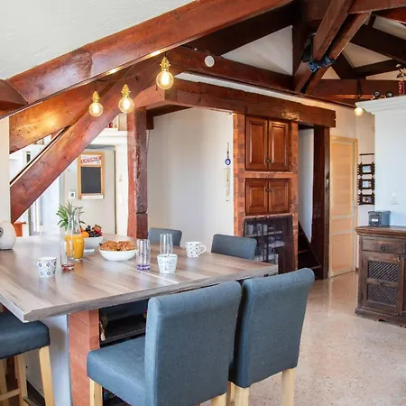 Charm And Authenticity Your Getaway In Cagnes-sur-mer! Apartman